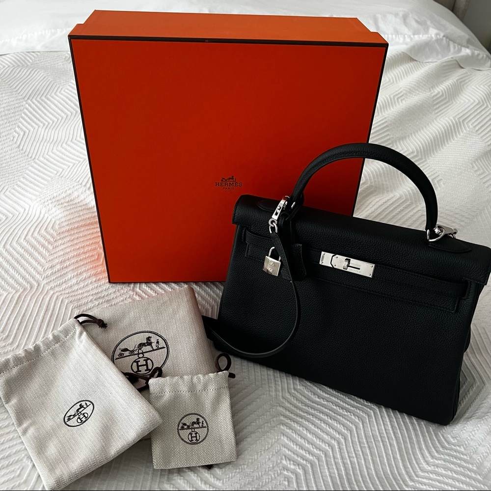 Hermès 2021 Noir Togo Kelly Retourne 32 with Silver Hardware